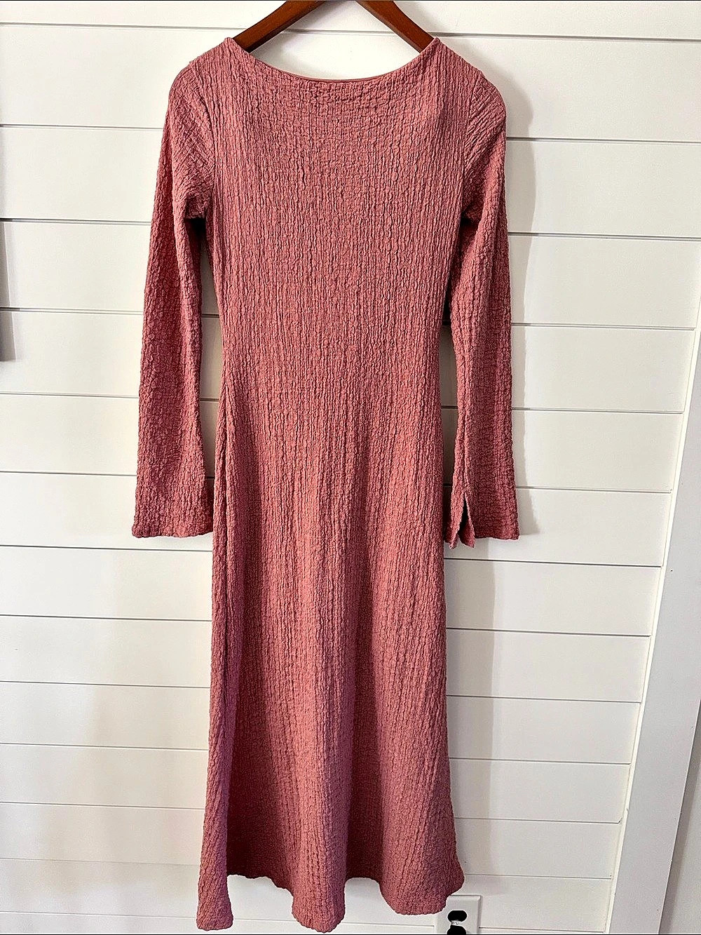See You Monday Textured Long Sleeve Maxi Dress in Pink Size Small Like New